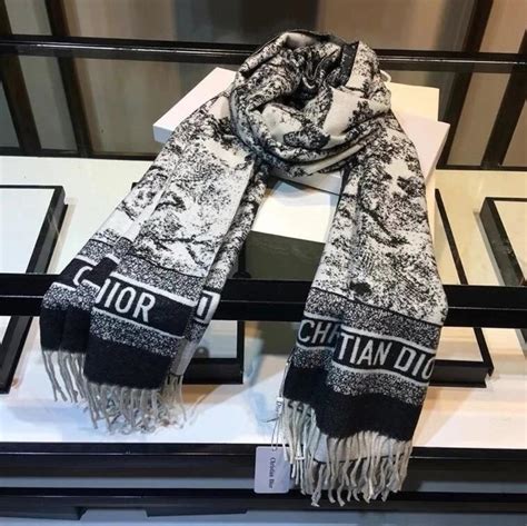 dior shawl men|dior scarf women.